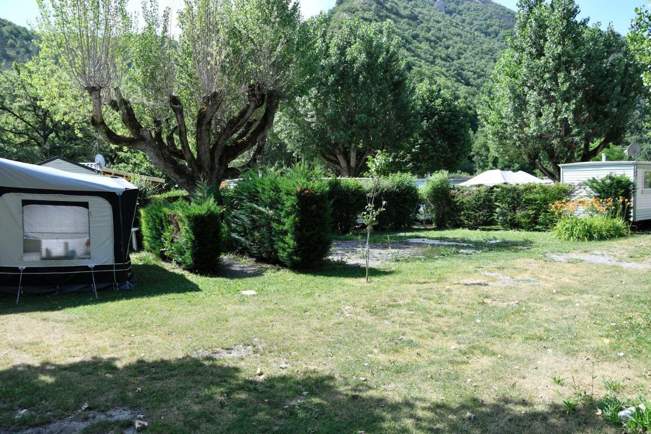 Du Bourg 2*