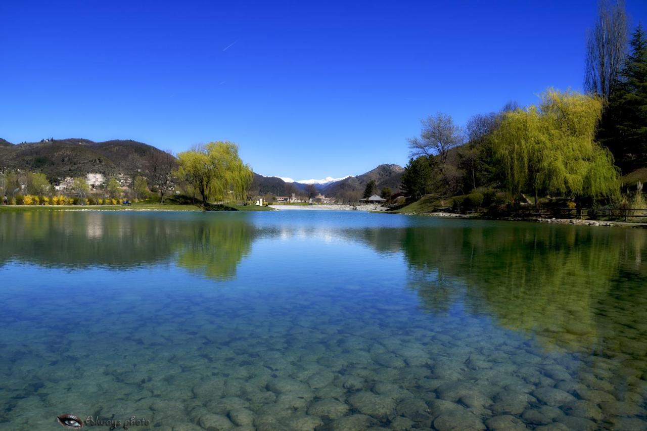 Du Bourg
